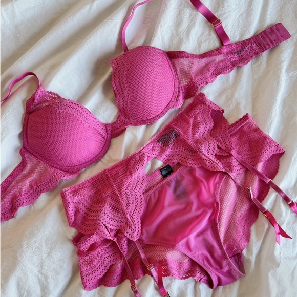 Pepper Signature All You Bra 34B Limited Edition Valentine’s Collection Color - Picture 3 of 11